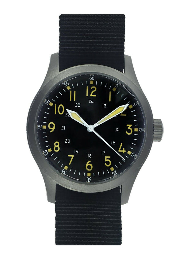 A-17 U.S 1950s Korean War Pattern Military Watch (Mechanical/Quartz Hybrid) with 100m Water Resistance - - Brand New But Surplus Stock Might Needs a New Battery - Below Half Normal Retail Price!!