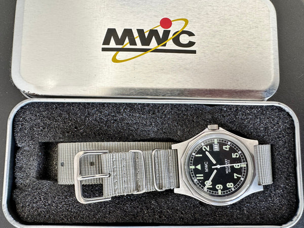 Very Clean Original 1985 Pattern MWC G10 50m (165ft) Water Resistant NATO Pattern Military Watch - Not Running Very Likely just a battery issue