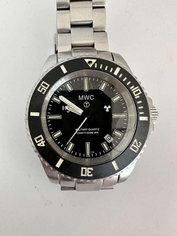 MWC 300m Military Quartz Divers Watch with Tritium GTLS and Sapphire Crystal on Matching Bracelet - Running Fine but Missing PIP on Bezel