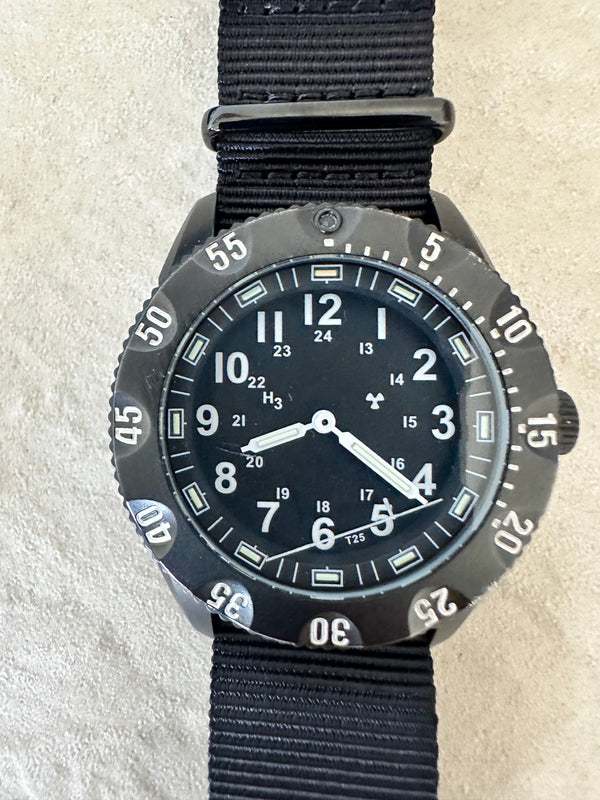 MWC P656 Tactical Series Watch with GTLS Tritium, Ronda 715li Movement and Sapphire Crystal (Date Version) - Running Fine but Needs Hand Re-Setting