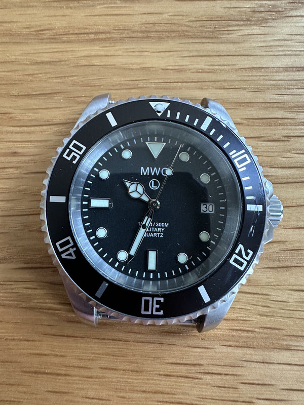MWC 300m / 1000ft Stainless Steel Quartz Military Divers Watch (Branded) - Hand Needs Resetting but in Excellent Condition