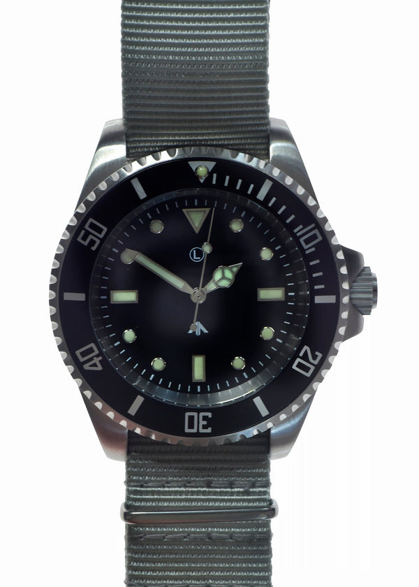 MWC 300m / 1000ft Stainless Steel Hybrid Military Divers Watch with Sweep Secondhand - Brand New Ex Display Watch from the 2023 DSIE Show at the ExCeL Exhibition Centre in London Docklands - Save 50%