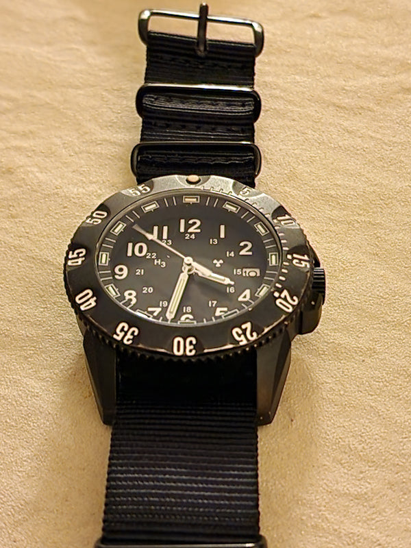 MWC P656 Titanium Tactical Series Watch with GTLS Tritium, 24 Jewel Automatic Movement and Sapphire Crystal (Date Version) - Running Fine but Needs Adjustment to Hand Setting