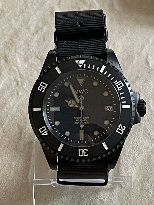 MWC 24 Jewel 300m Automatic Divers Watch on a NATO Strap (Running Fine but Needs Attention to Crown)