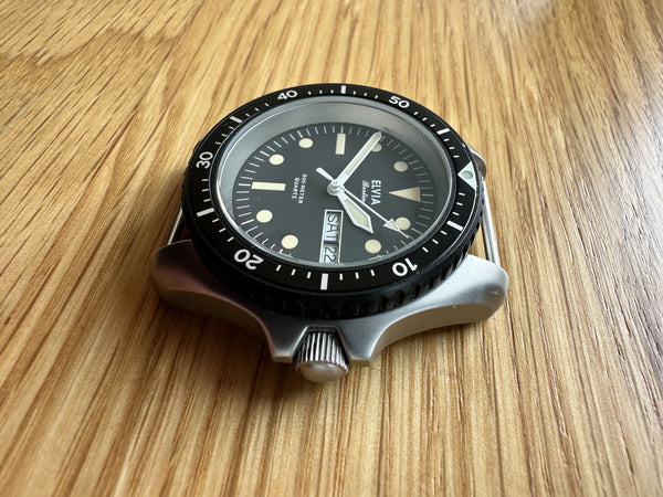ELVIA Day/Date Military Divers Watch with Sapphire Crystal and Quartz Movement - Surplus Ex Display and Evaluation Watch Save 50% Off the Normal Price