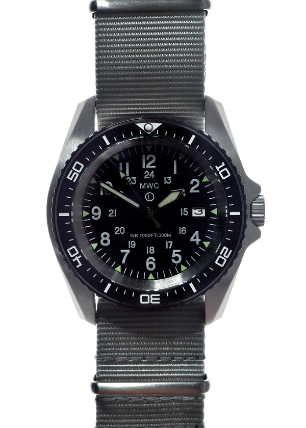 Stainless Steel Military Divers Watch with 12/24 Format dial and an Automatic 24 Jewel Movement, 12 Hour Dial Format, Sapphire Crystal and Ceramic Bezel (Tactical Solid Strap Bars)